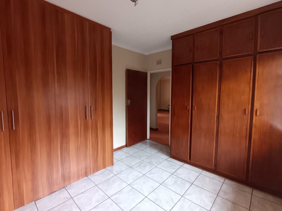 2 Bedroom Property for Sale in Langenhovenpark Free State